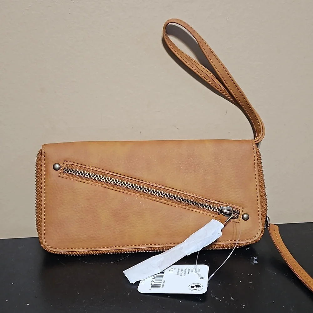 NWT Free People Wallet - Picture 4 of 11